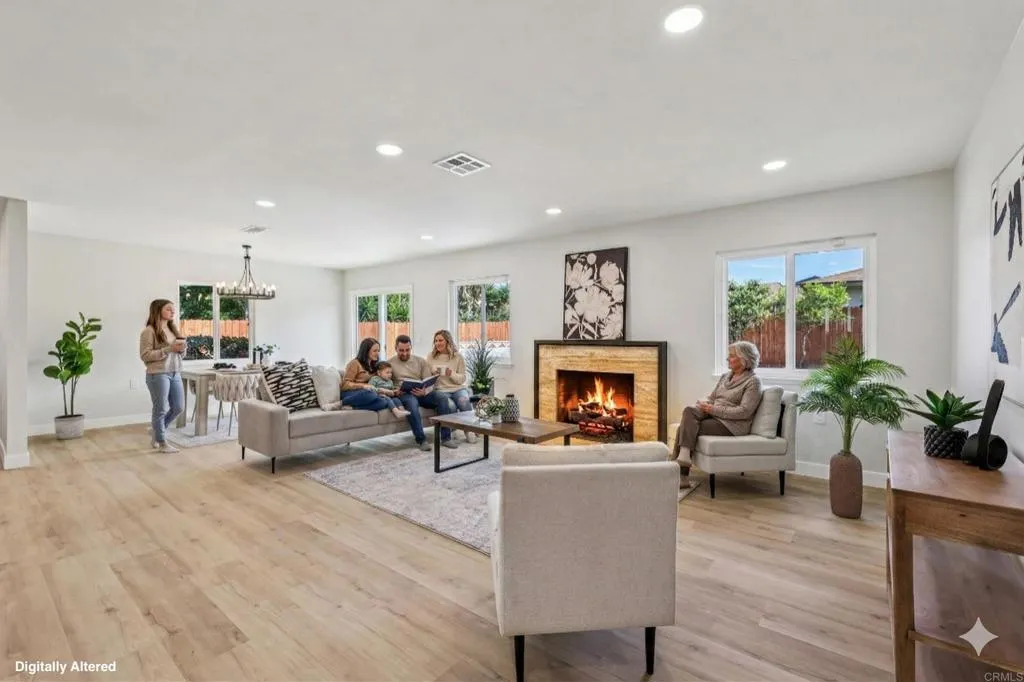 https://cdn.realtyfeed.com/cdn/127/306659821/05d58b65ac2a37f54729862f215ffd7b.webp