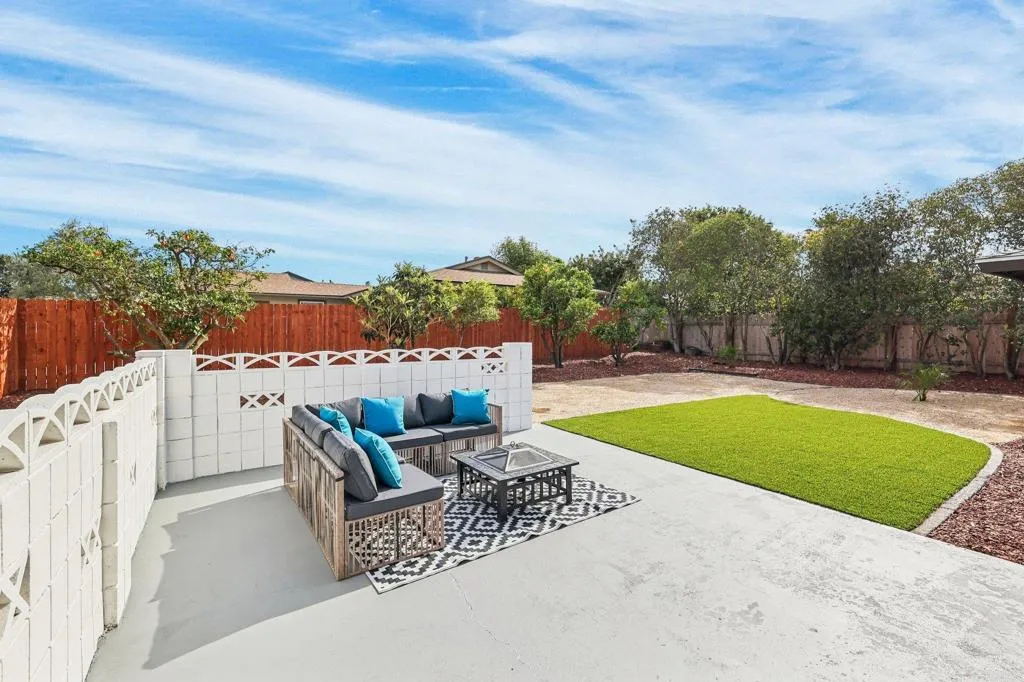 https://cdn.realtyfeed.com/cdn/127/306659821/526ebdbd8d23cb7d4f771b6f74f7772f.webp