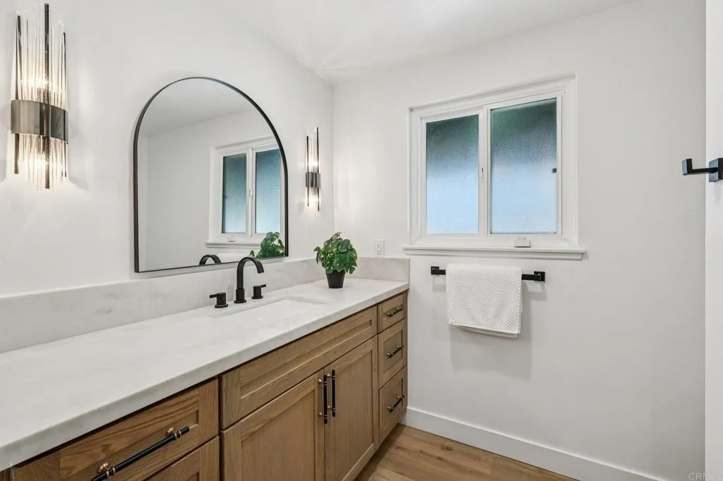 https://cdn.realtyfeed.com/cdn/127/306659821/60b9e9efb8a476f3c4c76c2e8cbb8eda.webp