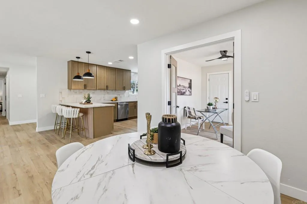 https://cdn.realtyfeed.com/cdn/127/306659821/8d02b004b38df85a9ec627ba4017efb1.webp