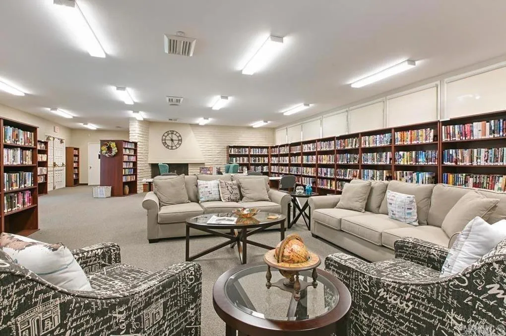 https://cdn.realtyfeed.com/cdn/127/306659821/b9575b0b5436d7c785132b440939d015.webp
