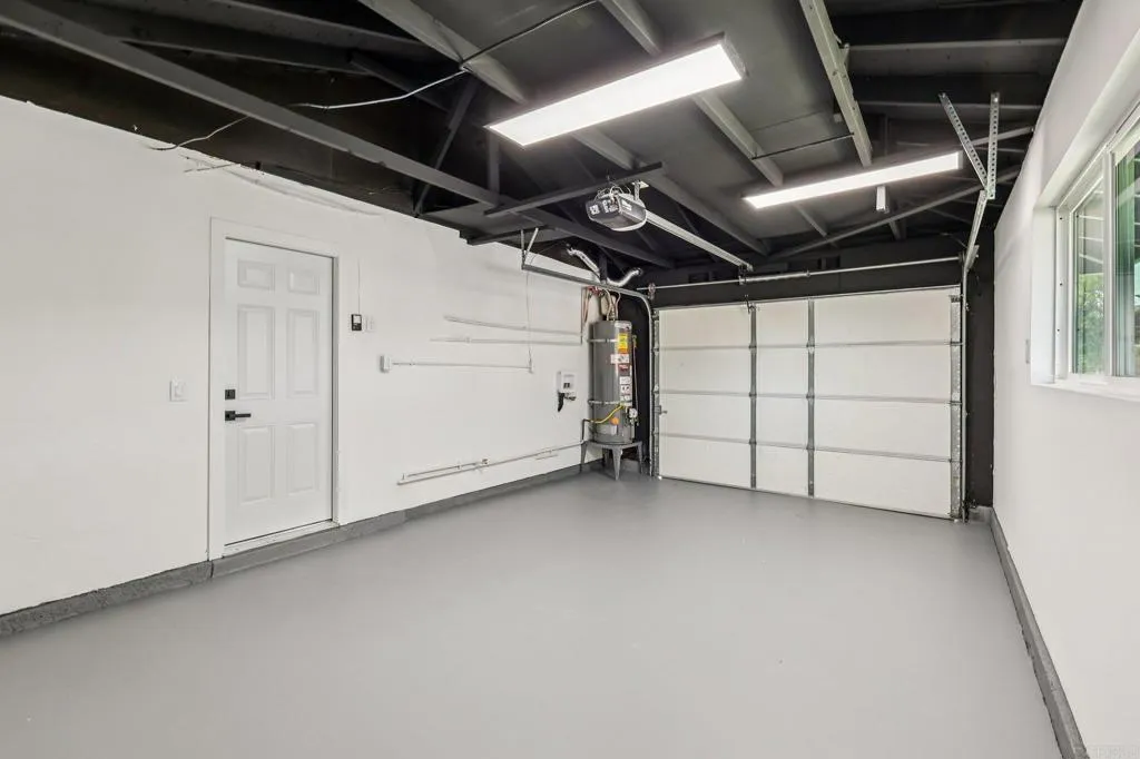 https://cdn.realtyfeed.com/cdn/127/306659821/d4e2cec766e95fd18c4f7056cae38ecb.webp