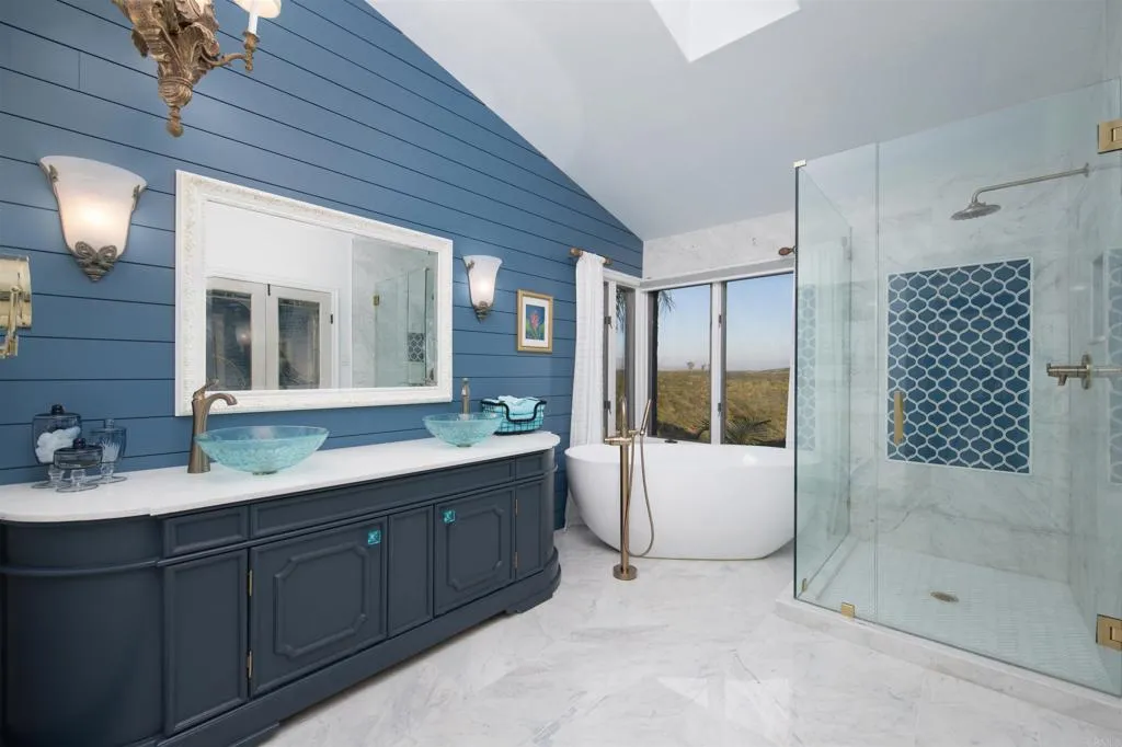 https://cdn.realtyfeed.com/cdn/127/306659833/477dffc18a658e2e39c40b574bbf0b92.webp