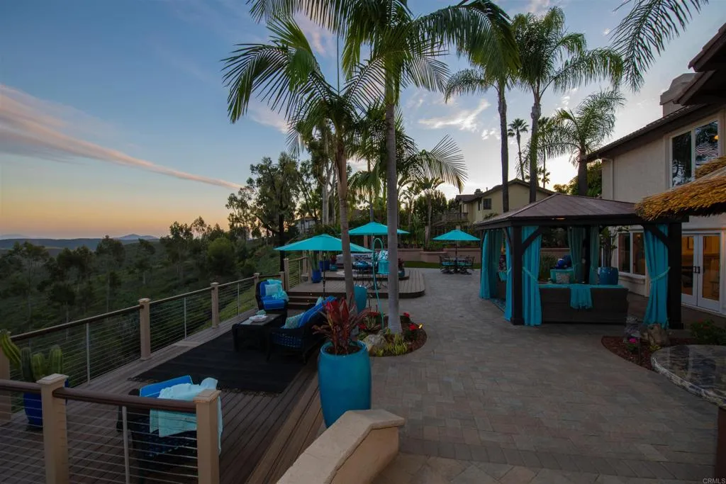 https://cdn.realtyfeed.com/cdn/127/306659833/802e7e70e416271b2d5f32a229de8801.webp