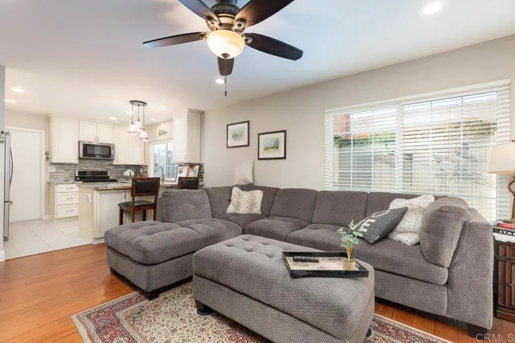 https://cdn.realtyfeed.com/cdn/127/306659840/09254e23edb72803f26990149655bb0f.webp