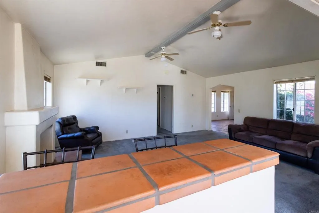 https://cdn.realtyfeed.com/cdn/127/306659845/bcf1c5f7739aafd0e132a914bca06aa9.webp
