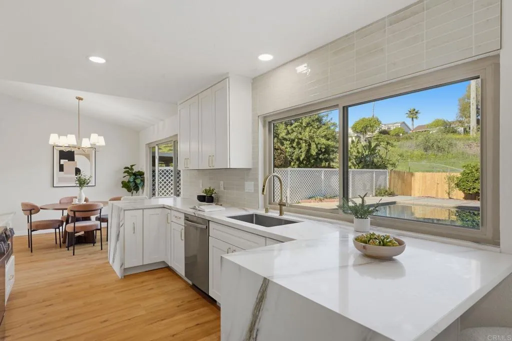 https://cdn.realtyfeed.com/cdn/127/306659846/afa96ca81517ad7091f0f6d9aa1ef4dc.webp