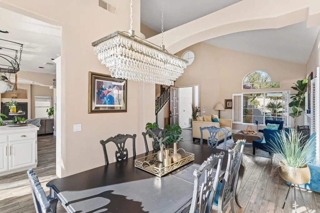 https://cdn.realtyfeed.com/cdn/127/306659853/140aaf46d3cbba24cfa5416e74d667b4.webp