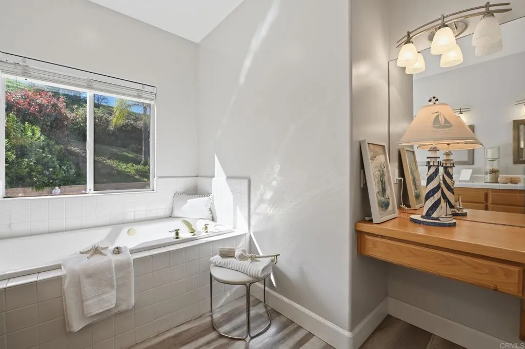 https://cdn.realtyfeed.com/cdn/127/306659860/4d883214630fd1b046dac81f12d939a0.webp