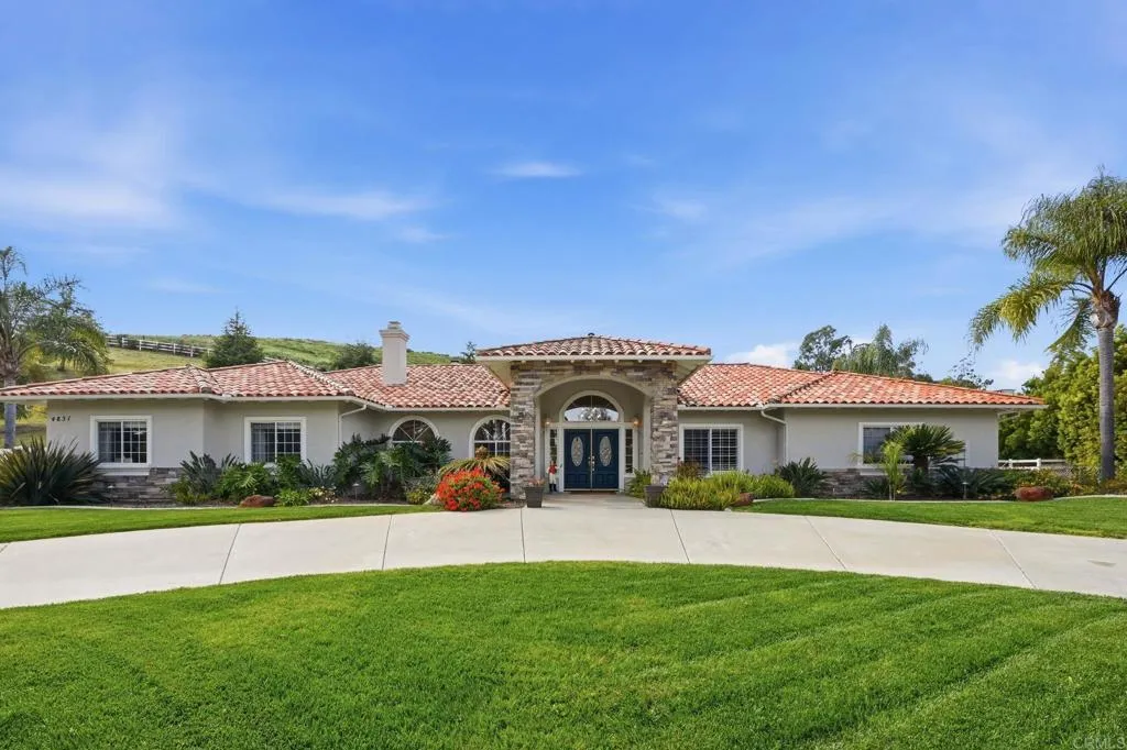 https://cdn.realtyfeed.com/cdn/127/306659860/9527054b46de3d267474a03b11981012.webp