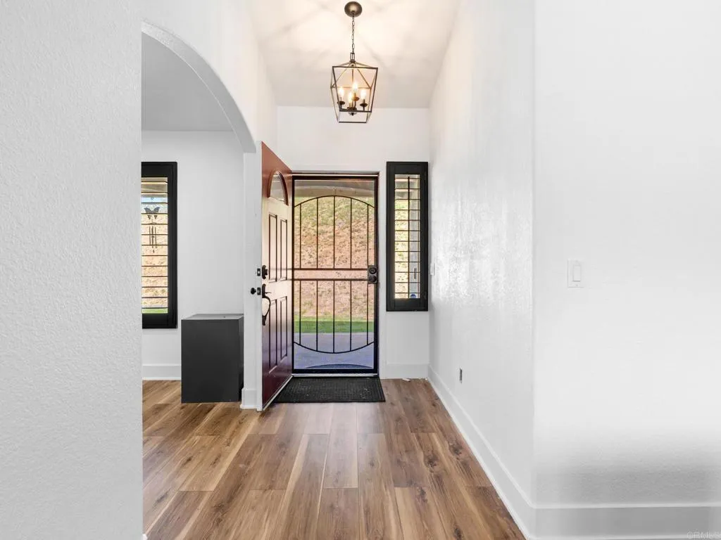 https://cdn.realtyfeed.com/cdn/127/306659865/23288f4b543119eb50c6699cfd4dfb4b.webp