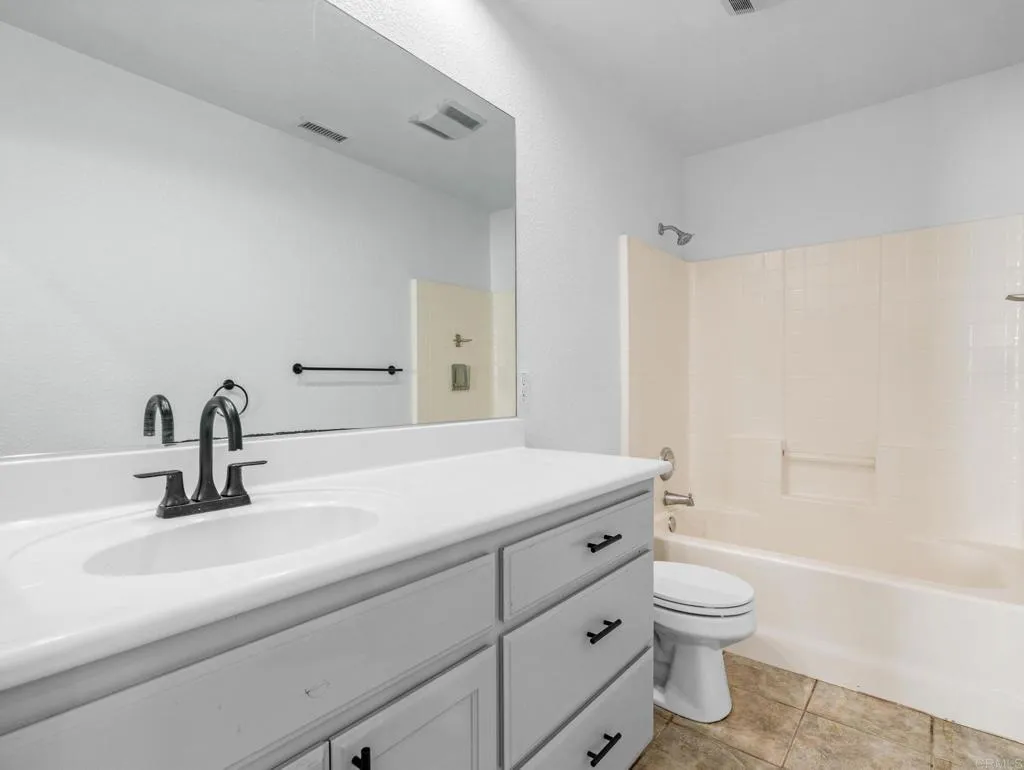 https://cdn.realtyfeed.com/cdn/127/306659865/4b57fdc989c1df7f92dd4569041507e2.webp