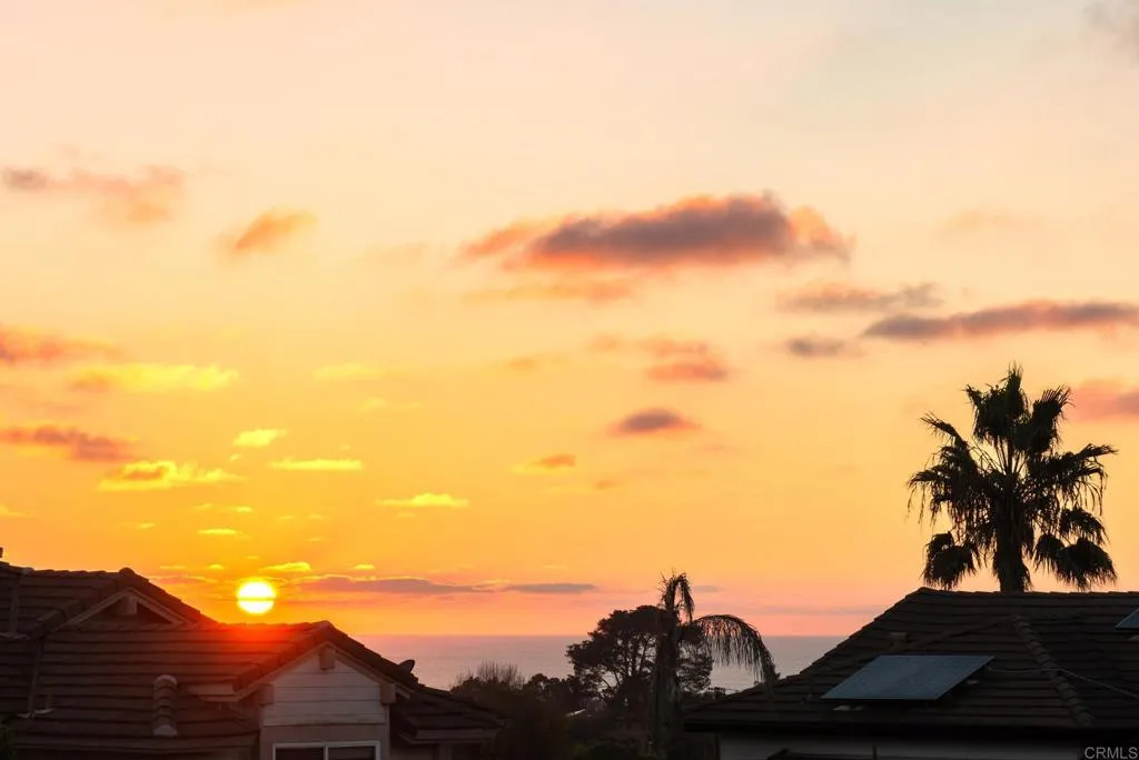 https://cdn.realtyfeed.com/cdn/127/306659868/20d6f03a8ef9d096d01a9796f4921ca1.webp