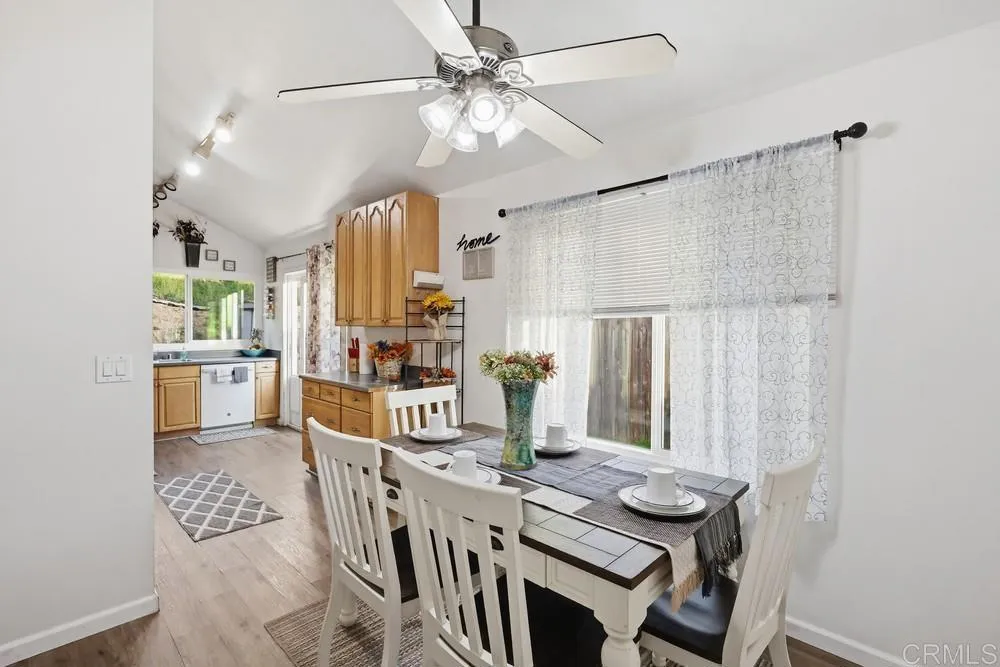 https://cdn.realtyfeed.com/cdn/127/306659869/0ce28f955caf867c912da14bc5e82798.webp