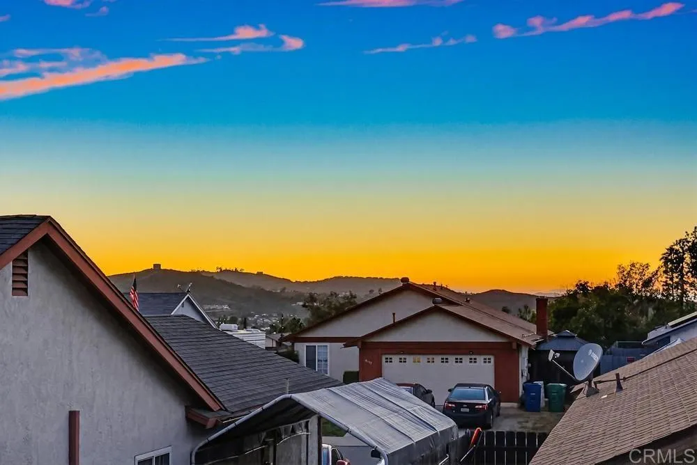 https://cdn.realtyfeed.com/cdn/127/306659869/d218b1b1172414474acff728b8435dcd.webp