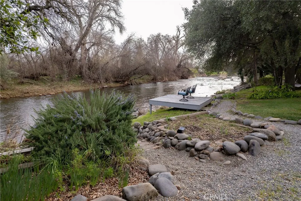 Los Molinos, CA 96055