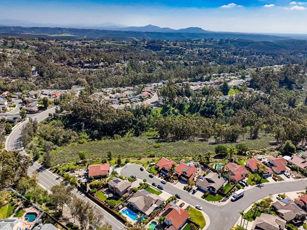 https://cdn.realtyfeed.com/cdn/127/306659925/0d848b980ea9f1e65c610b4da6a362a7.webp