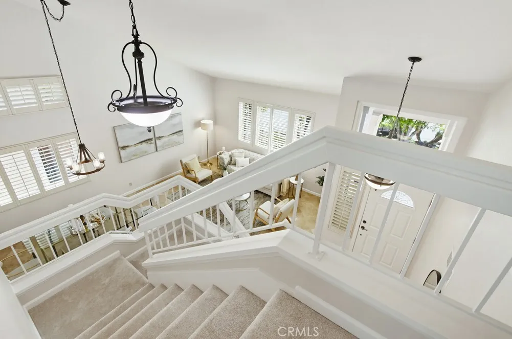 https://cdn.realtyfeed.com/cdn/127/306659925/2b3433be7003408c169c386ca1493c98.webp