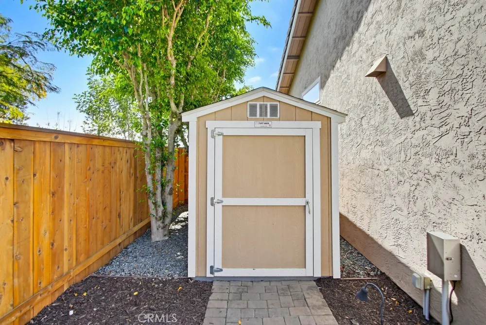 https://cdn.realtyfeed.com/cdn/127/306659925/9cf240da1ea1661aded031241d1886e6.webp