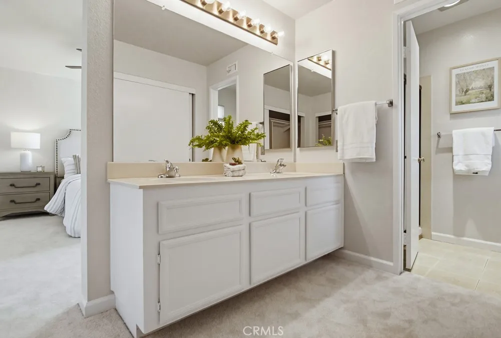 https://cdn.realtyfeed.com/cdn/127/306659925/b59e388e28217736f1b65d77fddf396c.webp