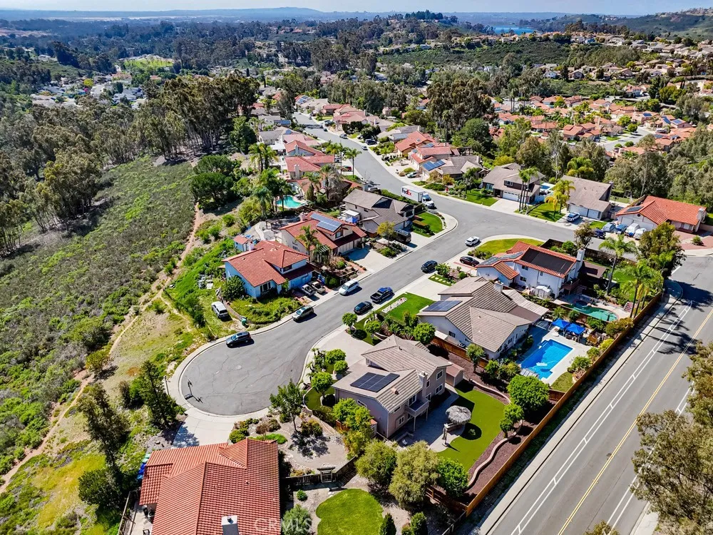https://cdn.realtyfeed.com/cdn/127/306659925/c15d0d1d071e5145f99585fd0fea4a72.webp