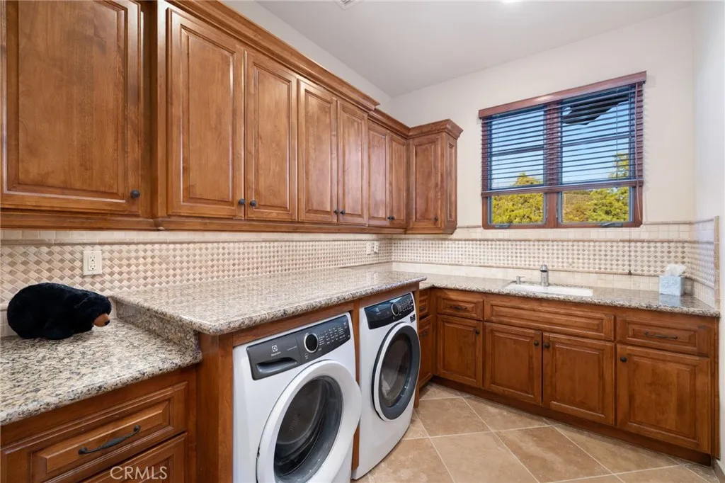 https://cdn.realtyfeed.com/cdn/127/306659944/7b9c10d3f931601d0f8e7dc26f595015.webp