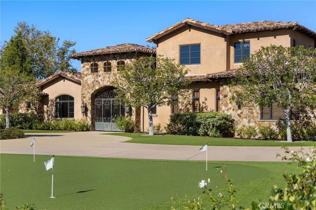 https://cdn.realtyfeed.com/cdn/127/306659944/826ddacd089f0de220917fe352a53d05.webp