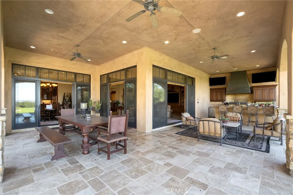 https://cdn.realtyfeed.com/cdn/127/306659944/c02deedd788615d7cc96709edd4a5aad.webp