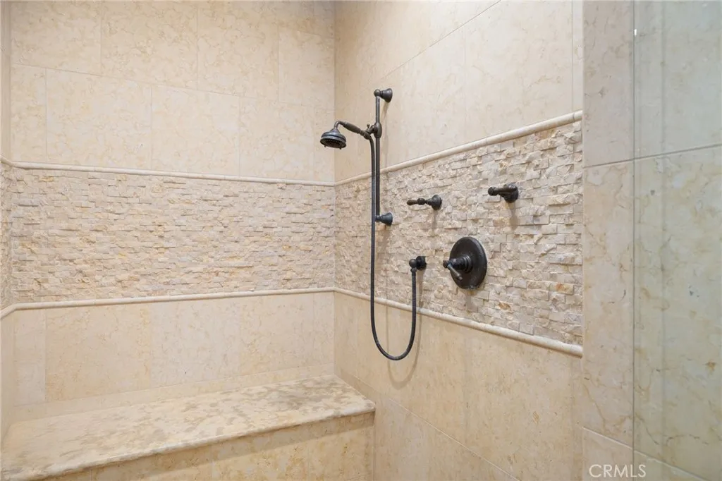 https://cdn.realtyfeed.com/cdn/127/306659944/d32a469683c88b56d8b7ebbe9782791b.webp