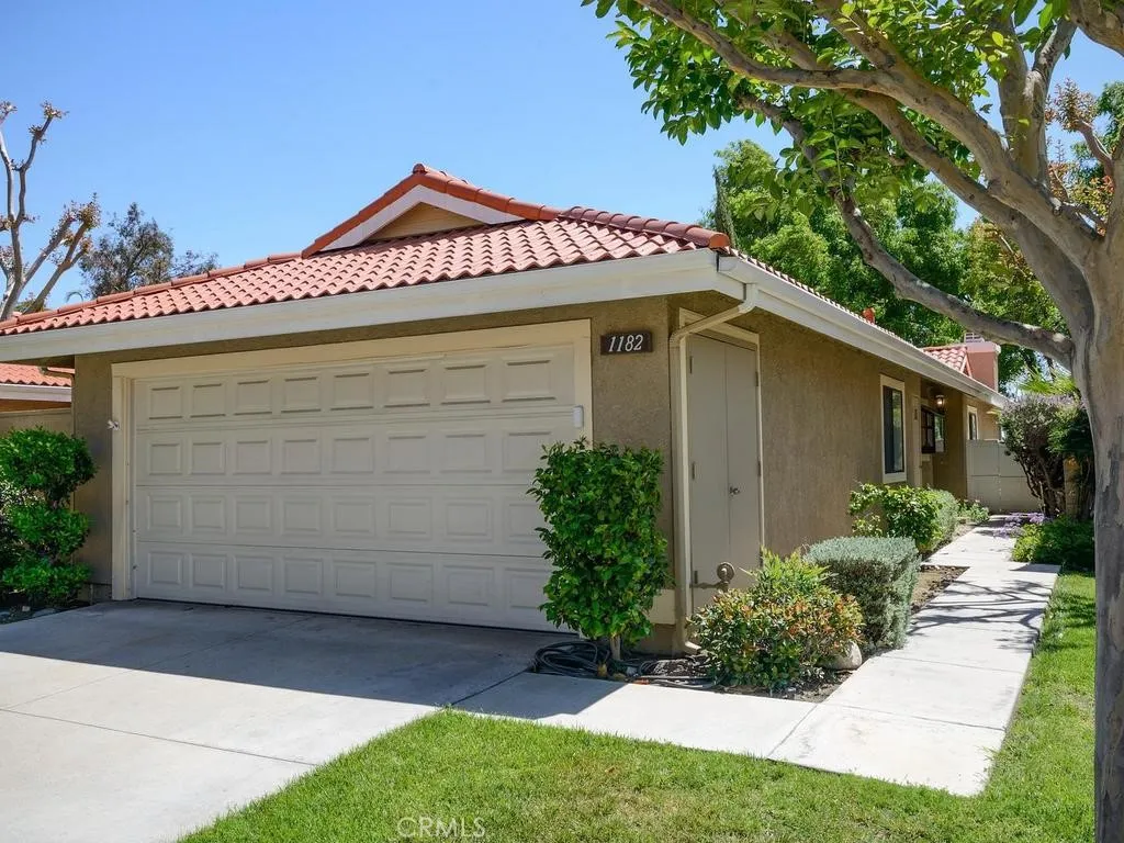 1166 Thunderchief Lane, Rialto, CA, 92376
