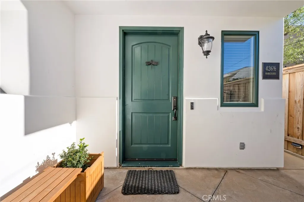 426 Narcissus Unit 2, Corona del Mar, CA 92625 - Photo 4 of 27, Corona Del Mar, CA