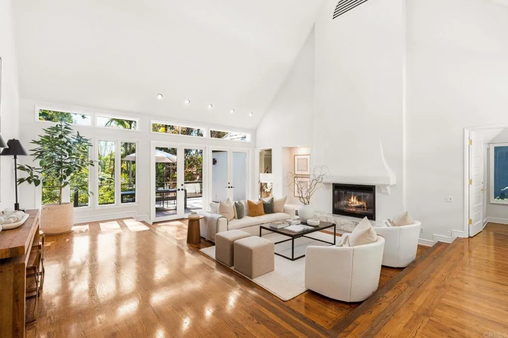 https://cdn.realtyfeed.com/cdn/127/306660002/3de55135862e0e45538218107a01594b.webp