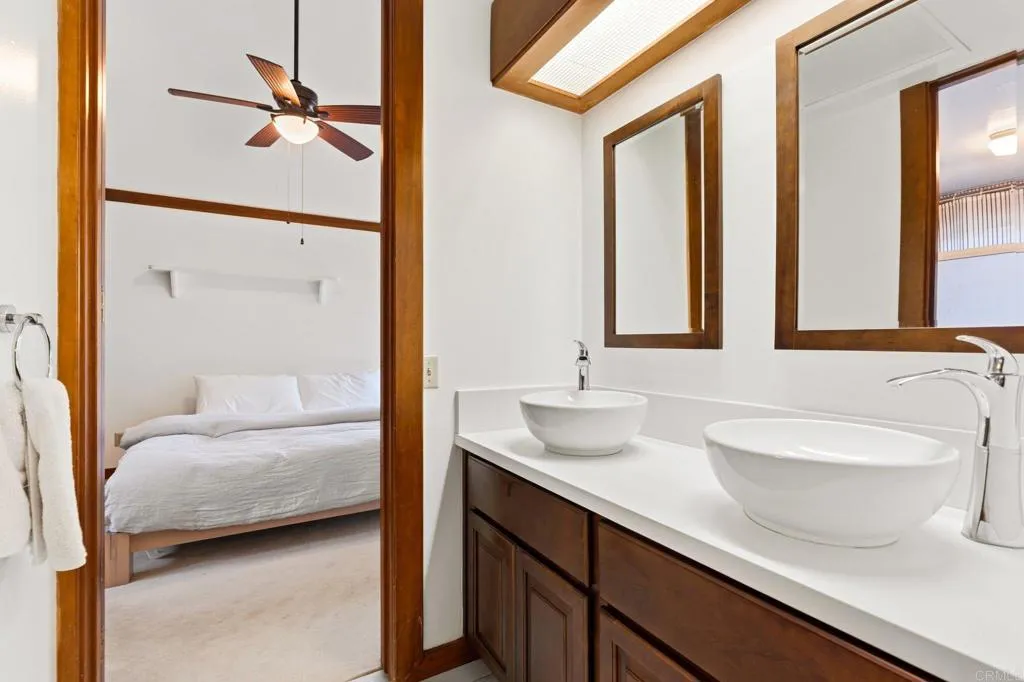 https://cdn.realtyfeed.com/cdn/127/306660002/88d5ad088bd291a2e610778044039d47.webp