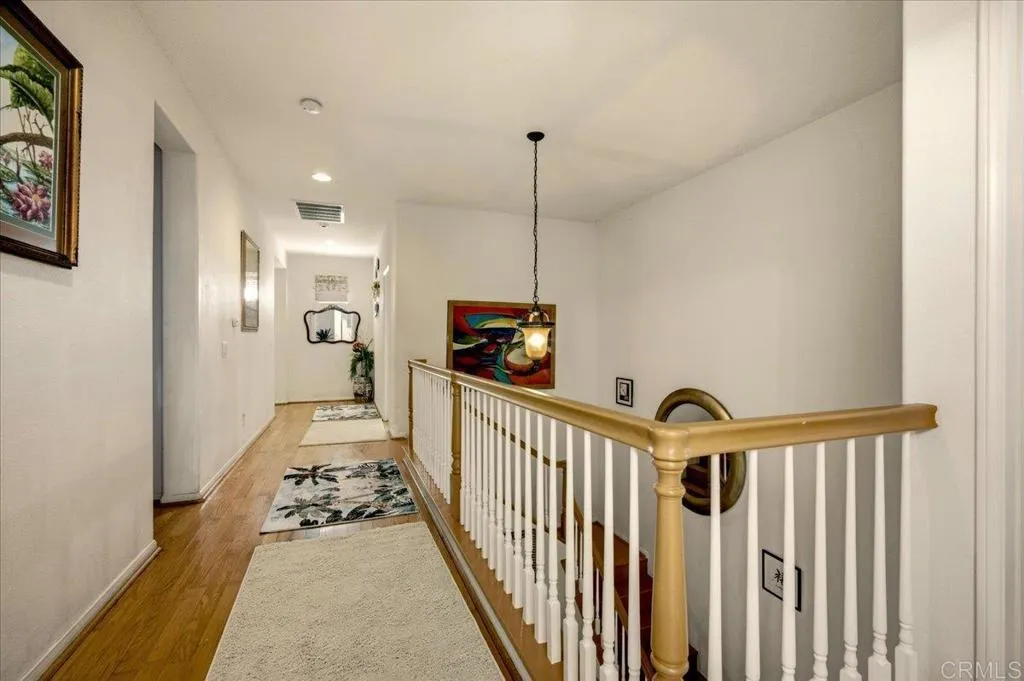 https://cdn.realtyfeed.com/cdn/127/306660078/aa7dc72ec89c56483dc2697e8c3ac481.webp