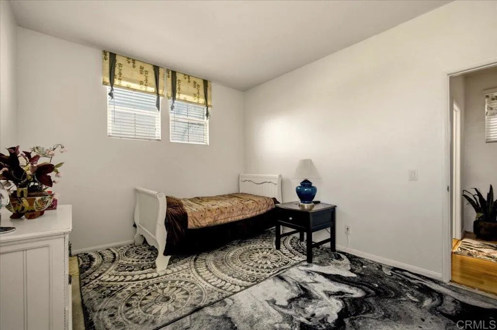 https://cdn.realtyfeed.com/cdn/127/306660078/ee2cafea8171a3a82b09a95382833516.webp