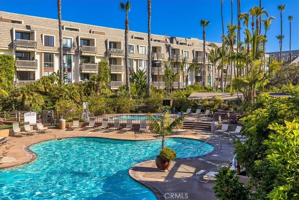 https://cdn.realtyfeed.com/cdn/127/306660080/1267ff7604ea9cebc84cc0eb65fe58db.webp