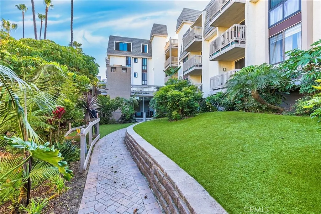 https://cdn.realtyfeed.com/cdn/127/306660080/3bdfefbec5ddd65ad5d47be68b98dc28.webp