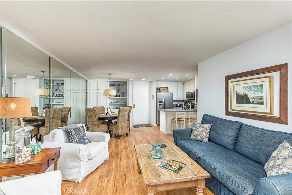 Photo #2: SW26048988 Listing: Photo #2