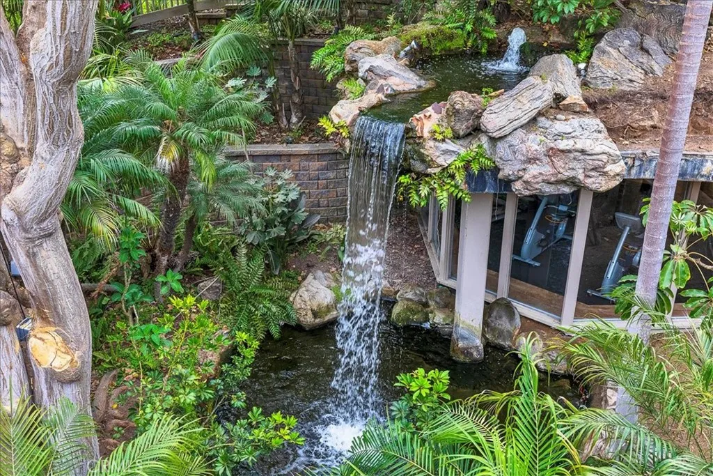 https://cdn.realtyfeed.com/cdn/127/306660080/45818ab0967089ee8937f9cbcbdcb3af.webp
