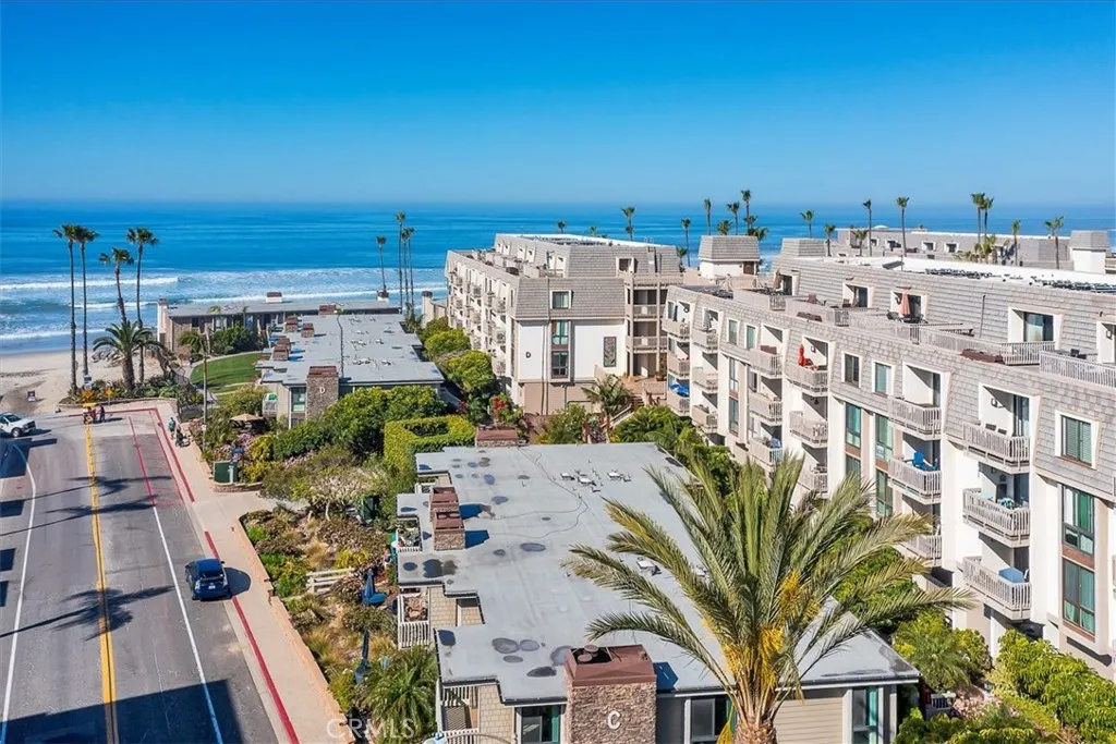 https://cdn.realtyfeed.com/cdn/127/306660080/787face3c718bcef30eee1edee646646.webp