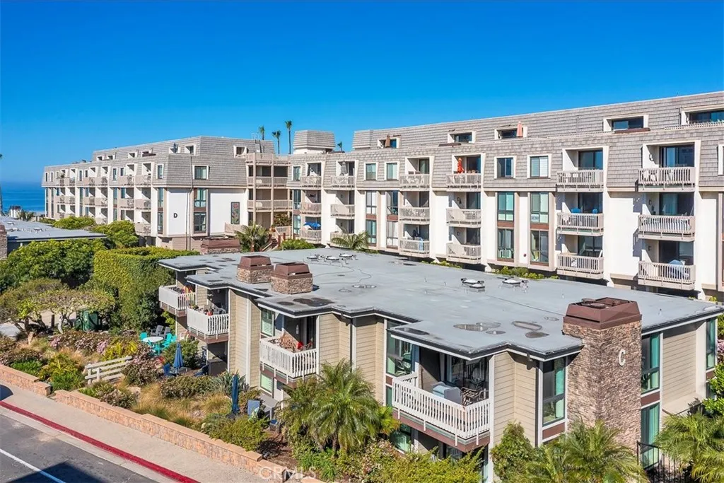 https://cdn.realtyfeed.com/cdn/127/306660080/797b3408e4c3326955c3926806121739.webp