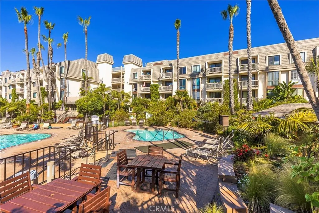 https://cdn.realtyfeed.com/cdn/127/306660080/9d6360783edca4c52f0bdb7e9e3de7fd.webp
