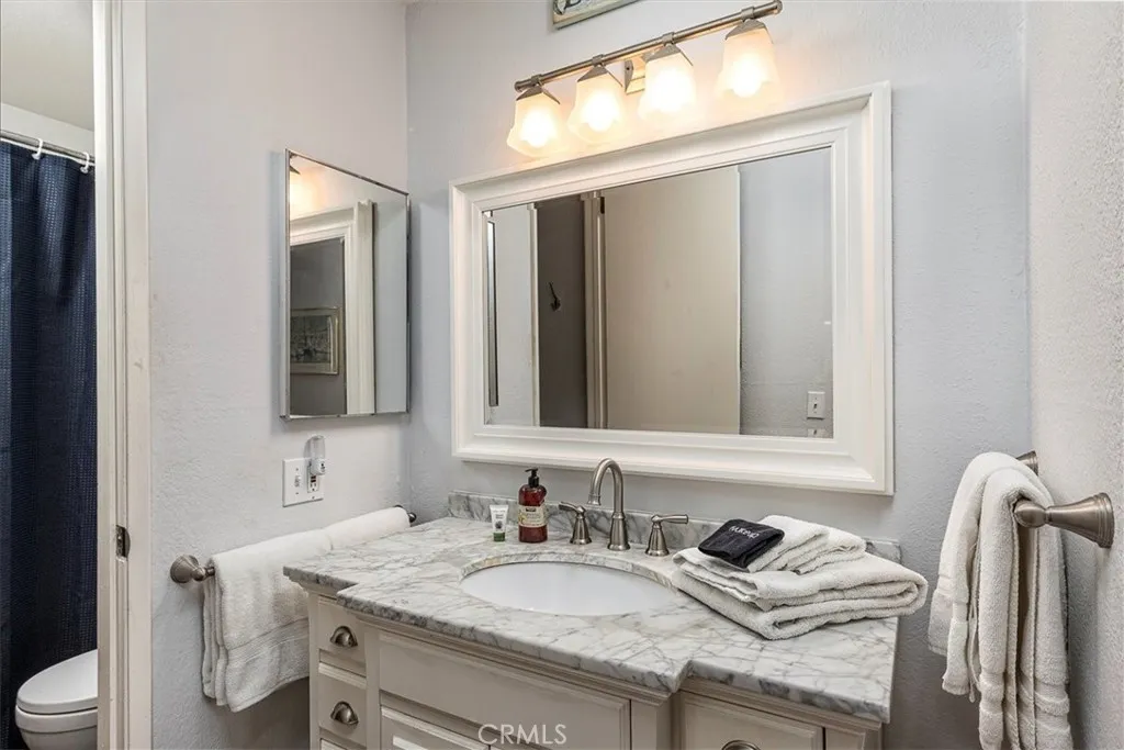 https://cdn.realtyfeed.com/cdn/127/306660080/acbf3b18899f38fd8cb2e12b3c6b1ee9.webp