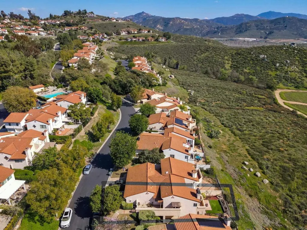 https://cdn.realtyfeed.com/cdn/127/306660086/6586cb8c38c9ef89349c97267fad8c4c.webp