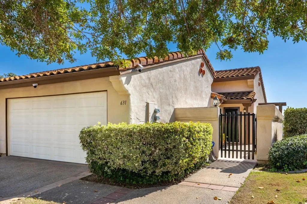 https://cdn.realtyfeed.com/cdn/127/306660086/71a3f40f70d12ab572794ab2b8177e37.webp