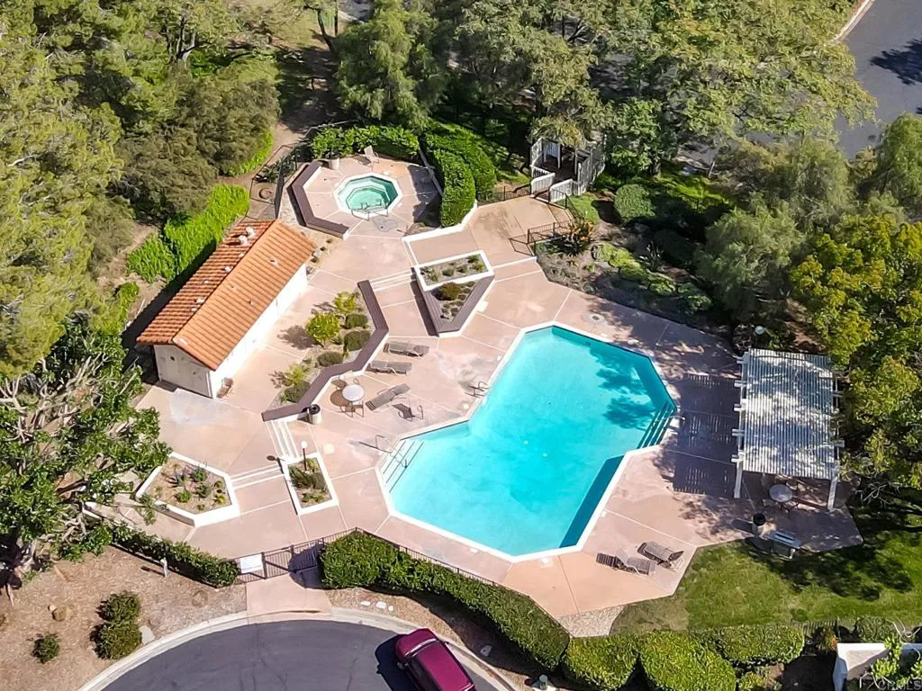https://cdn.realtyfeed.com/cdn/127/306660086/8ea50b10cf0d45d582c7155565f2dcb9.webp