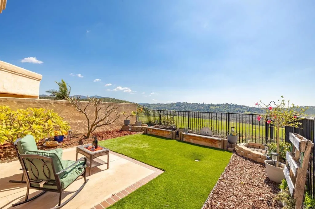 https://cdn.realtyfeed.com/cdn/127/306660086/9ea3c412b2b19c3766e30f53d306b802.webp