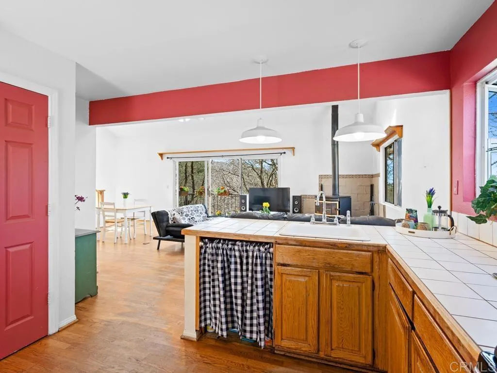 https://cdn.realtyfeed.com/cdn/127/306660104/6b4c71991708bd63fc6341204cda4d9e.webp
