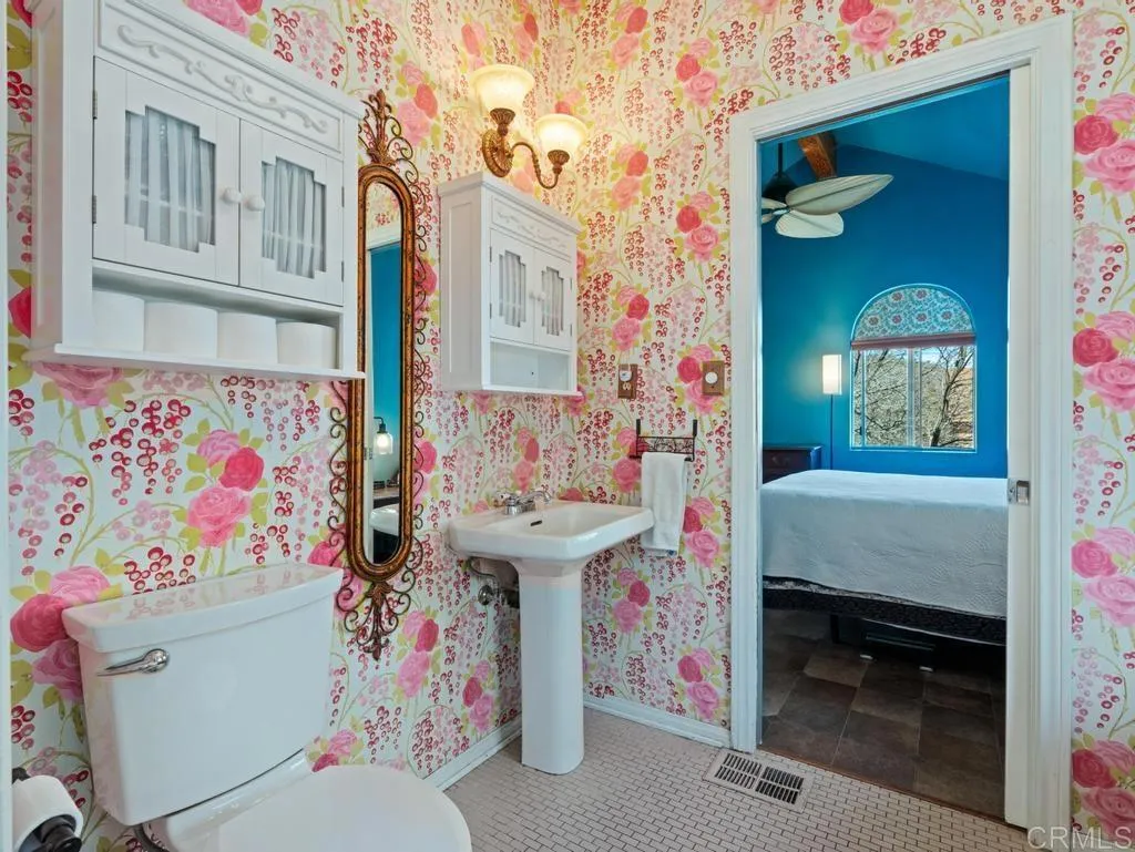 https://cdn.realtyfeed.com/cdn/127/306660104/ee5dbb1ae512cf859b93d2337d1e2416.webp