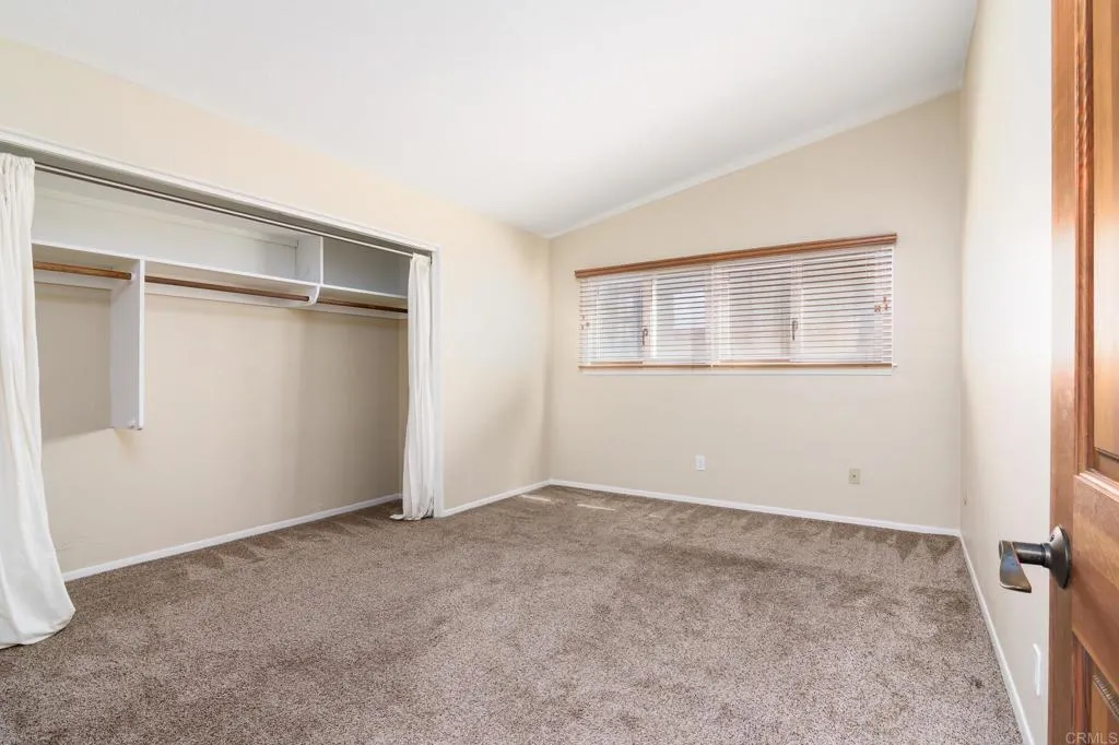 https://cdn.realtyfeed.com/cdn/127/306660108/a32f9f99f6e7f665517d9623710a5fe6.webp